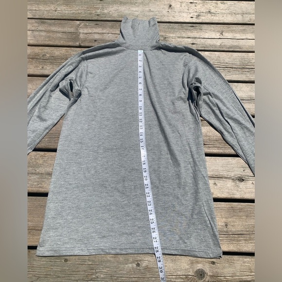 DAKOTA Grey Long Sleeve Turtleneck Shirt - Women's M/M - Made in Canada - Picture 5 of 5